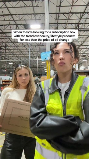 A FabFitFun gift card is what you are looking for, and we got it! Get the perfect last-minute gift at the link in our bio! 🤑💳 | FabFitFun