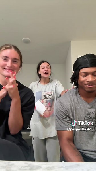 pay (@paypayflash13)’s videos with original sound - pay