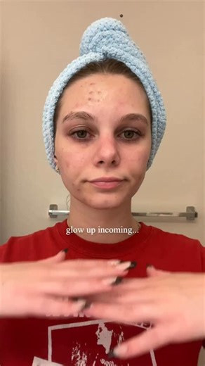 kayli boyle | this isn’t just a glow up. it’s healing, discipline, and lifestyle changes over time. i have videos on everything i’ve done, but here’s a... | Instagram