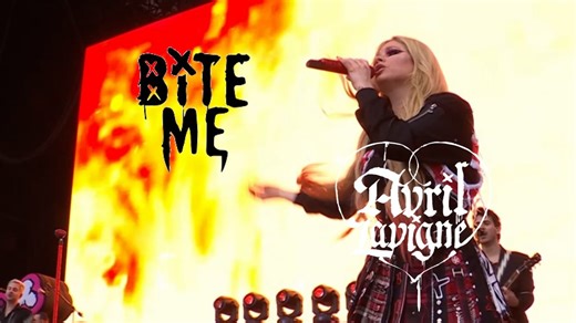 【招惹艾薇儿】Avril Lavigne - Bite Me (Live on Glastonbury 2024.06.30)_哔哩哔哩_bilibili