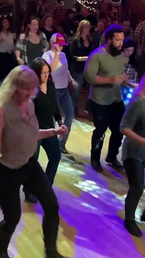 Okay line dancers I see you and your Giddy Up! routines!! 🔥 When I finished the track, I was hoping to see rows of dancers in honkey-tonks, in community halls and in bars doing classic routines to it... I'm seriously impressed! Keep tagging me in your line dancing videos - I love to see it! 💃🕺🏼 #giddyup #linedancing #linedance