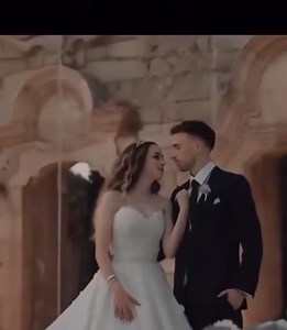 Le mariage de Diogo Jota et sa femme il y a seulement 10 jours… 💔😭. À ce moment-là, il ne s’attendait sûrement pas à vivre une perte aussi soudaine et imprévisible juste après un tel événement. Repose en paix, Diogo. | Le football en temps reel
