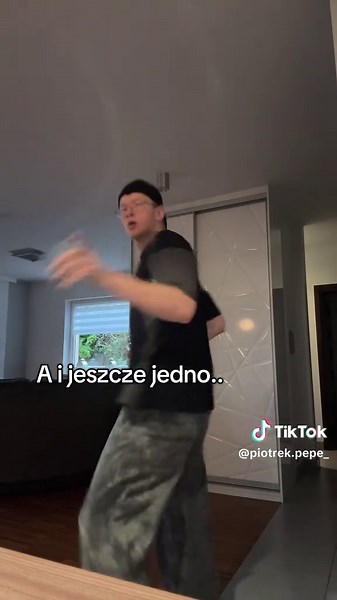 Zabawne interakcje z shakiem i tańcem