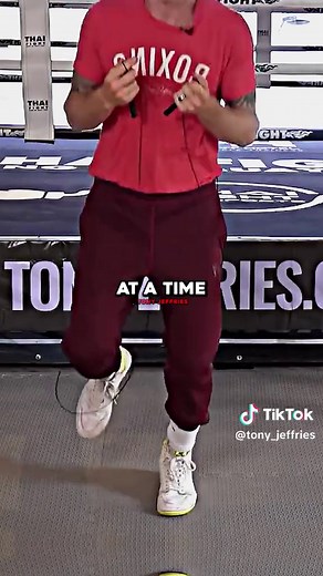 Jump Rope Basics: Tips and Tricks for Boxing Training