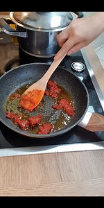 169K views · 2.4K reactions | Im Winter essen wir sehr gern Linsensuppe #essen #food #kochen #cook #rezepte #recipes | Was kommt heute auf den Tisch? | Facebook