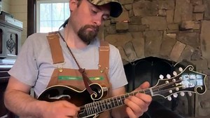 This week on Mandolin Mondays Carolina Blue resident mandolinist Timmy Jones plays some fire on this original tune with his gorgeous Gilchrist F5 mandolin. Read more about it here on the Mandolin Cafe: https://www.mandolincafe.com/forum/entries/1355-Mandolin-Mondays-217-w-Special-Guest-Timmy-Jones #mandolinmondays #mandolincafe #mandolin #gilchrist #northcarolina #brevard #fire | David Benedict