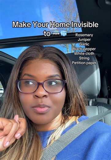 A simple home protection sachet for warding unwanted presence and keeping your door spiritually sealed. Quiet work. Strong boundaries. #therootworkershaus #hoodoopractitioner #hoodoos #hoodoowitchtok #conjurewoman