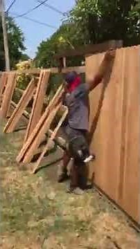 How to nail 6’ cedar fence