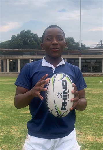 St John’s College stepping up for the Rhino Crossbar Challenge 🏉 Still think you can do better? Show us your entry👀 #TheRhinoCrossbarChallenge