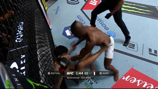 ¡LO NOQUEA EN EL PRIMER ROUND Y POR ESO ESTÁ PROHIBIDO PARPADEAR! 🤯 Manuel Kape se lleva la última pelea estelar del año al dejar en el suelo a Brandon Royval 🔥 #UFCxFSMX | FOX Sports MX