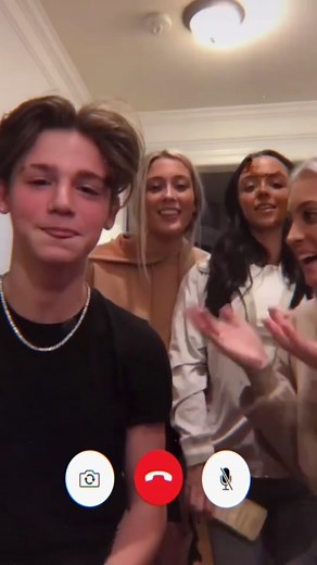 #pov : you video chat with girls every day and one day they introduce you to one of their closest friends😏#fypシ #payton #viral #pytn #fy #fyp