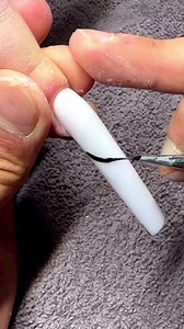 Color Bomb Abstract. 💣🌈 Beginner/Advance 2 day ATL, GA 📍 Feb 3-4th Detroit coming …….🔥@ndsbeautypro TNBeeTheNailbender #abstractart #nail Inspo. #nailinspiration #nailart #nailsdesign #abstractnails #TrippyNails #fallnails #decembernails #icenails #Icynails #WinterNails | The Nail Bender 盛