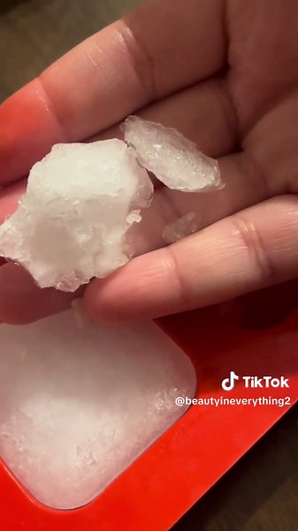 Hash brown ice 💙🧊💙🥶#asmr #satisfying #iceasmr #fyp #mukbang