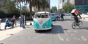 LA COMBI SPLIT QUE CRUZO TODA LA BAJA | Combi