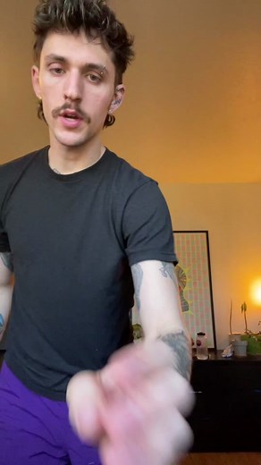 When i look up “ebay return scam” all i get are ebay help forums for if you have a return… #ebay #scam #help #returnscam #seeing #gay #help