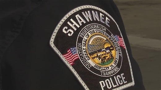 Man in hospital after shooting on Shawnee Mission Parkway: Police