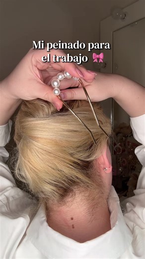 Chic, fácil y rápido 🎀🦢 #frenchtwist #peinado #peinadosfaciles #slp