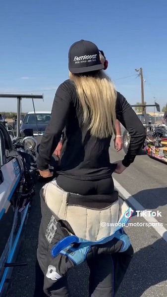 To sum up our day in just a 1 minute 30 sec video is hard to do! All week we kicked ass as a team and today in quarter finals I had my first red light this whole week and went dead on my index number! On top of that I had a bye into the Final round but My -.008 red light took me out of the game and boy did it sting like hell knowing I had one more round to get that Wally. We fought like hell this week! My dad went to the final round on Fridays race and lost so I was really hoping to be in the fi