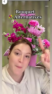 Bouquet Alternatives #bouquetalternative #bridesmaidbouquet #bridesmaid #weddingideas | Lynea D'Aprix