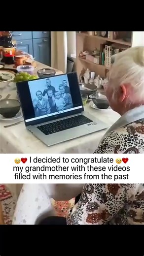 ❓ Want to bring old photos back to life? 🧐 ✅ Revive vintage pictures with AI - let faces shine again! | Photica・Live Photo AI Animator