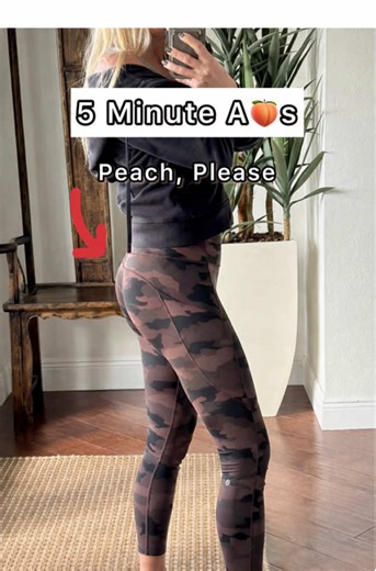 PEACH, PLEASE 🍑 5 minutes. Strong A🍑s. No excuses. • Alternating lateral lunges • Donkey kicks (right) • Donkey kicks (left) • Goblet squats • Squat jumps If you want to work your abs, A🍑s, and arms without overthinking it — I’m your girl. 👉 Follow for more 5-minute workouts that actually work. #5MinuteWorkout #GluteWorkout #AtHomeWorkout #WomenOver40Fitness #LowerBodyWorkout