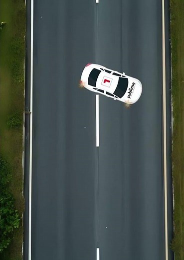 The Irish driving test Turnabout (3 point-turn) manoeuvre in 30seconds.