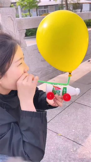 paper crafts creator | Balloon Powered Car 🚗🎈 #BalloonCar #DIYScience #STEMActivity #BalloonExperiment #FunWithScience #EasyDIY #KidsScience #CreativeExperiment... | Instagram