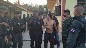 50K views · 2.6K reactions | ปิดฉาก หน.ชุด RKK ที่วิ่งหนีไปหลบในบ้าน...