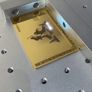 561K views · 12 reactions | Want literally anything laser-engraved on a credit card? Custom Co. Skins has got you covered Check out more trending stories on ITK: https://bit.ly/39pSMAR | In The Know | Facebook