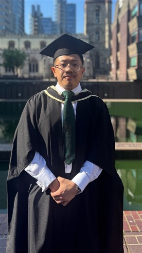 Where might our MSc Data Science programme take you? 💭 With technical skills such as programming, statistical analysis, and machine learning, you will be equipped to tackle real-world problems in areas such as healthcare, finance, and the environment. Hear more from 2025 graduate, Jason. Take the next steps towards joining a diverse industry today: london.ac.uk/data-science | University of London