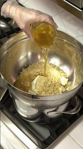 Make Your Own All Natural Pain Relief Balm #naturalskincare #naturalpainrelief #herbalremedies