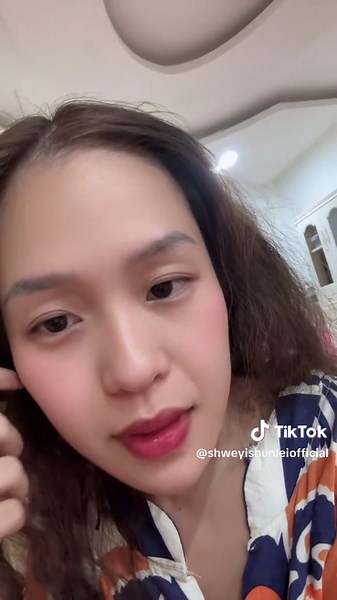 ဖြေပေးခဲ့ပါဦးရှင် 😍😍 #shweyishunlei #pyaiphyoaung