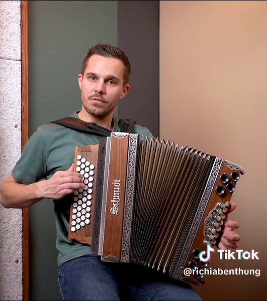Viel Spaß mit der Donnerbalken Polka der legendären Schürzenjäger 🎶🥳 #steirischeharmonika