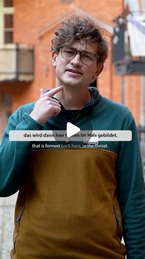 Easy German 🇩🇪〡Learn Deutsch from the streets of Berlin & beyond on Instagram: "Hallo Leute! 👋 Heute beschäftigen wir uns mal wieder mit dem deutschen Alphabet und stellen euch den Buchstaben R/r vor. Cari und Erik zeigen euch, dass es mehrere richtige Aussprachevarianten gibt. Fällt euch die Aussprache dieses Buchstabens leicht oder schwer? Schreibt’s uns in die Kommentare! 👇 #germanalphabet #aussprache #learngermanonline #deutschonline"