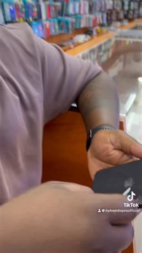 Oesi Electronics & Delta Cell Stores | Freddie Pro