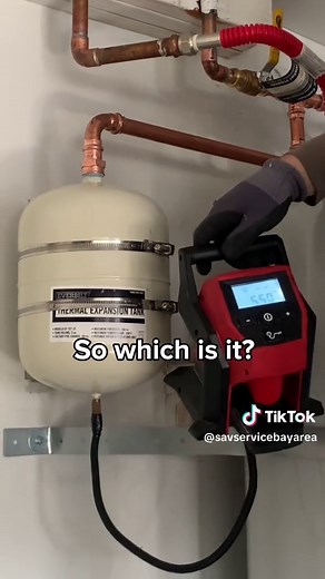 Replying to @GRINGÓN Be honest… Do you install expansion tanks every time? #plumbing #waterheaterreplacement #watersafety #expansiontank