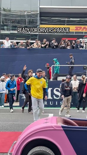 Pure CHAOS 😅 | Alpine F1 Team