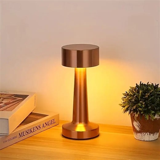 Modern Minimalist Metal Office Atmosphere Table Lamp Touch Control Rechargeable Night Light 3 Gear Dimming for Office Bedroom Study Bedside Table Decoration 2025