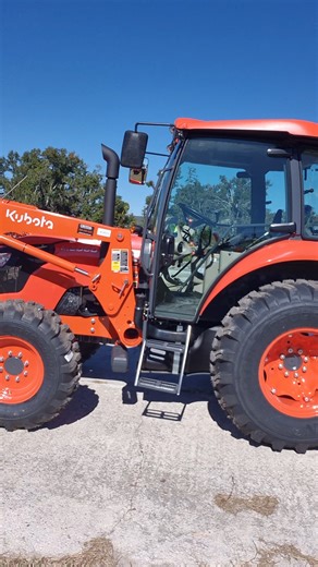 👋 Check out Jaxon’s walkaround of the Kubota M6060! This workhorse is ready for anything — power, comfort, and dependability all in one machine. Come see it in person or schedule your demo today! 💻 https://www.crystaltractor.com/inventory/v1/Current/Kubota/Tractors #KubotaCountry #kubotatractor #kubota #kubotausa #m6060 #agricultureequipment #FarmEquipment #landscaping #farming #CrystalTractor | Crystal Tractor & Equipment