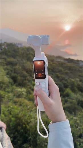Insta360 Luna Ultra Stellar White Review | 8K Gimbal Camera Test 2026
