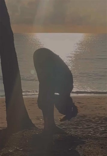 Morning forward bends make my day 10x better tbf #yoga #pilates #flexible luxury lifestyle healthy routine stretch