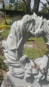 Hawaiian Symbolism in Palm Cemetery