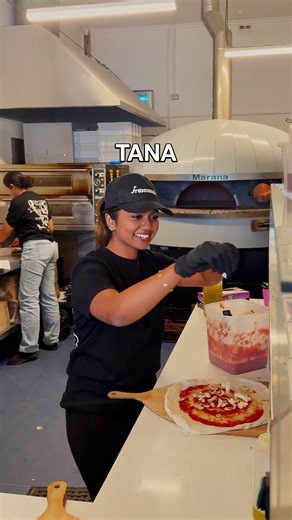 When Everyone in the Pizza Shop Gets the Aux (Part 1) | Francesca's Adelaide