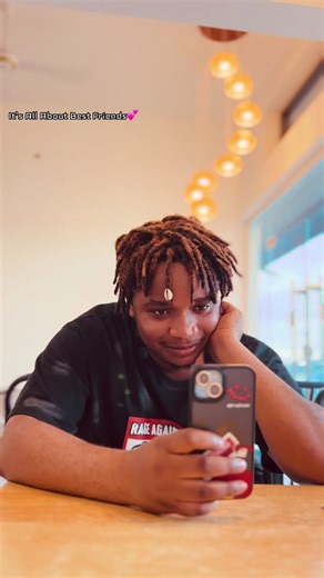 Celebrating the Joy of Best Friends💕