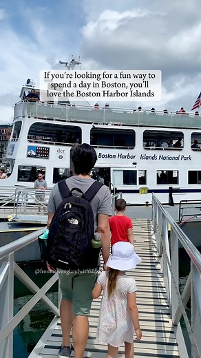 Spectacle Island has an interesting and kinda wild history - you can read about it on the @nationalparkservice website. Things to know before you go: 📍Spectacle Island, Boston Harbor Islands Ferry departing from Long Wharf, 🅿️ we parked at the 200 State Street Garage, but there is also parking at the Boston Harbor Garage or LAZ Parking, 30 Rows Wharf (or you can use a parking app to pre-book a spot and get a discount) 🚃 the closest T station is the Aquarium station on the MBTA Blue Line 🎟 TI