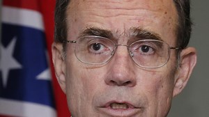 Delbert Hosemann in Hattiesburg to enlist help battling low voter turnout