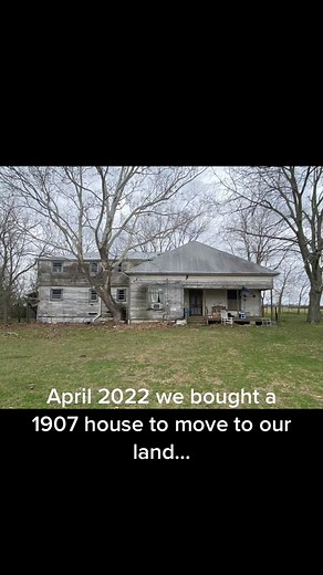 Follow along as we begin the renovation process on our 1907 farmhouse! #renovation #farmhouse #oldhouserenovation #oldhouse