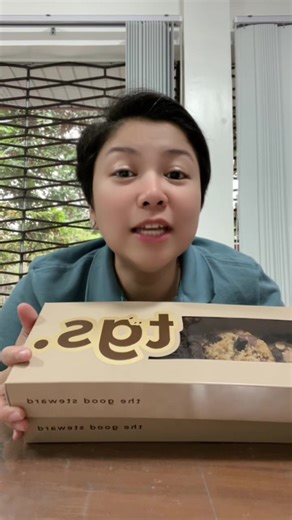 There are new flavors at TGS and the cookie monster lady would like to take a bite and test the goodness of each flavors. Sorry @Rap Manaloto, the cookie monster need to tell you something straight from the 🩷. #foodreview #productreview #tgs #thegoodsteward #unfilteredbites