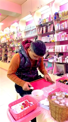 House of Beauty on Instagram: "1 Scoop = ₹500 Thank you so much @nghilhrualloh_a"