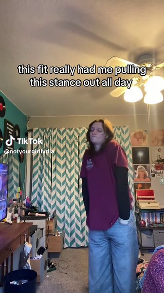 Chad Michael Murray's Iconic Stance in Fashion